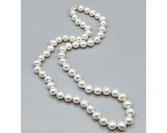 Off Round White Pearls Necklace 14K Gold Clasp 18" Hand Knotted Strand 9-10 MM