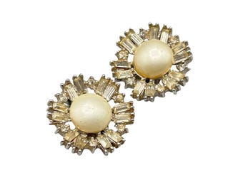 Vintage Richelieu Faux Pearl & Rhinestone Clip On Earrings Sparkly Glam Jewelry
