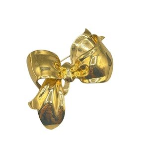 Vintage Monet Gold Tone Bow Brooch Pin Ribbon Design Statement Jewelry