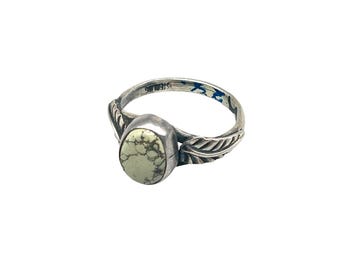 Sterling Silver And Green Turquoise Ring Size 6 Native American Craftsmanship