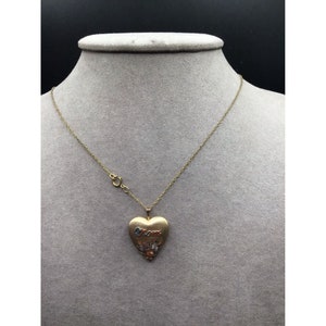Gold Filled MOM Heart Locket Necklace Photo Holder Keepsake Romantic Mother Gift