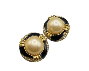 Ciner Vintage Clip-On Earrings Faux Pearl Gold Tone & Enamel 1-Inch Diameter Elegant Jewelry