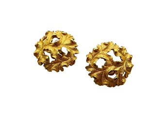 Vintage Signed Trifari Clip Earrings Gold Tone Textured Leaf Design Round Clips