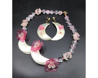 Vintage Unusual Shell & Lucite Necklace and Earrings Pink Flowers Clear Beads Set