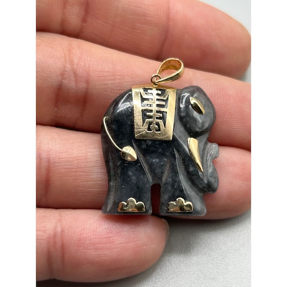 14K Gold & Dark Green Jade Stone Elephant Pendant… - image 3