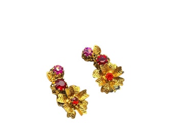Vintage Signed Austria Clip On Earrings Pink Red Tones Floral Climber Design