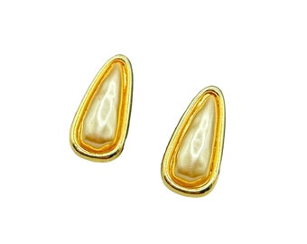 Vintage Signed Napier Clip On Earrings Elongated Pearls Gold Tone Setting