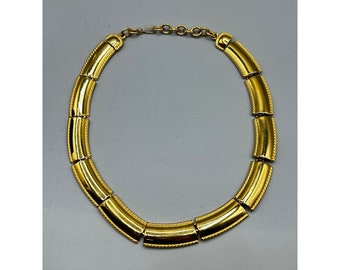 Signed Monet Shiny Gold Tone Necklace Link Articulated Semi-Rigid Elegant Choker