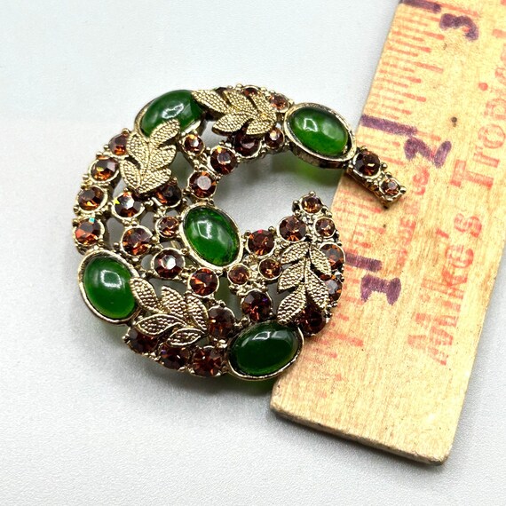 ヴィンテージブローチ カメオ シェル 貴婦人 アンティーク 彫刻芸術 シルバー① ヴィンテージブローチ カメオ シェル 貴婦人 アンティーク 彫刻芸術