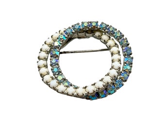 Vintage Rhinestones Wreath Pin Brooch Intersecting Circle White Blue Rhinestones