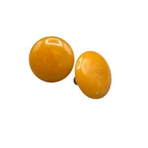 Vintage Bakelite Screwback Earrings Orange Butterscotch Color Round Flat Buttons