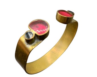 Very Unusual Vintage Modernist Bracelet Brass Poured Resin MCM Jewelry Design