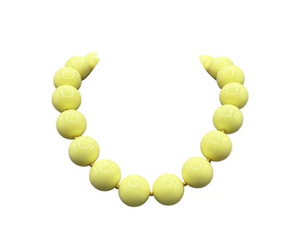Big Chunky Beaded Pastel Yellow Necklace Vintage Pin Up Style Statement Piece