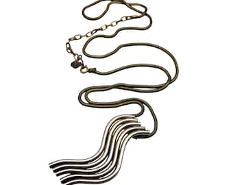 MARJORIE Baer MB SF Modernist Pendant Necklace Silver-Tone Wavy Abstract Pendant