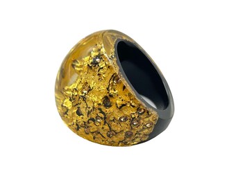 Chunky Lucite Plastic Ring Size 7.5 Big Bold Gold Flaked Domed Clear Black Color