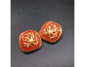 Vintage Red & Matte Gold Tone Clip On Earrings Enamel Oriental Style 80s Design