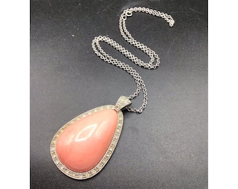 Vintage Pink Necklace Large Tear Drop Stone Pendant & Rhinestones Avon Jewelry