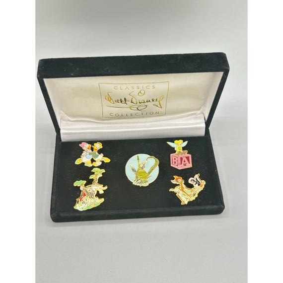 Walt Disney Classics Collection Boxed 5 Pin Set Sculpture Series
