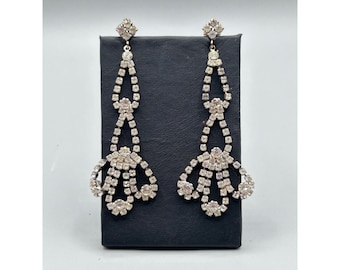 Long Clear Sparkly Rhinestones Dangle Earrings Clip On Vintage Costume Jewelry