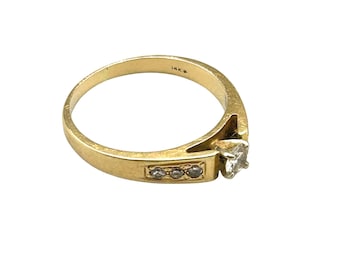 Vintage 14K Yellow Gold Diamond Engagement Ring Size 8 Featuring Solitaire & Accent Diamonds