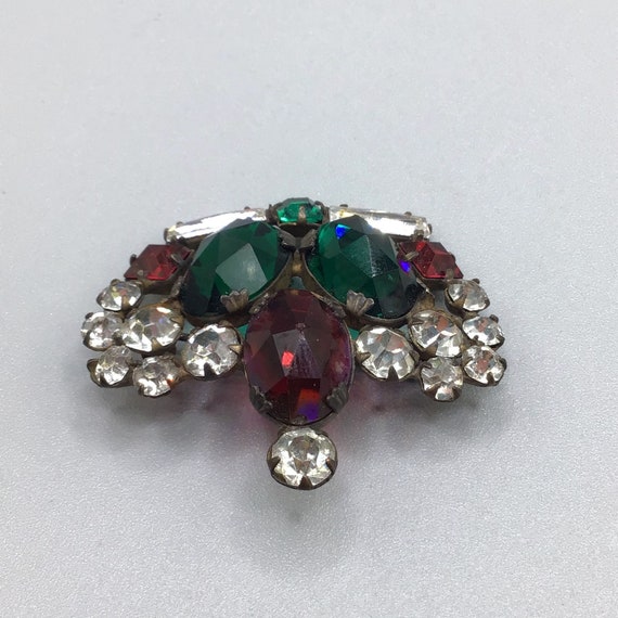 Vintage Crown Brooch Red Green Glass Stones Older… - image 5