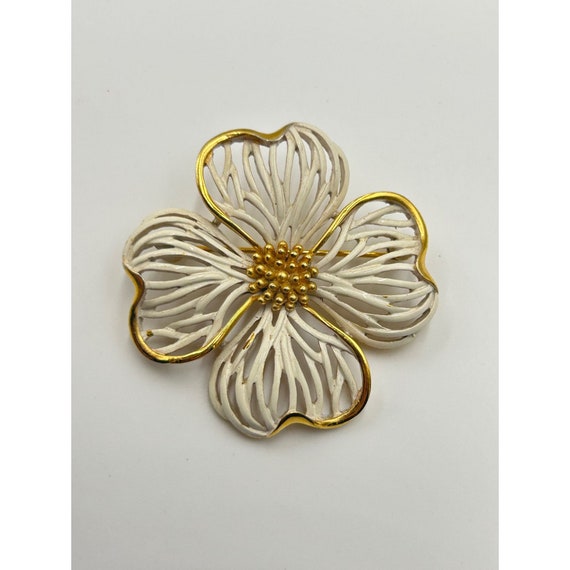Trifari Jewelry Flower Trifari Dogwood Brooch Vintage Signed