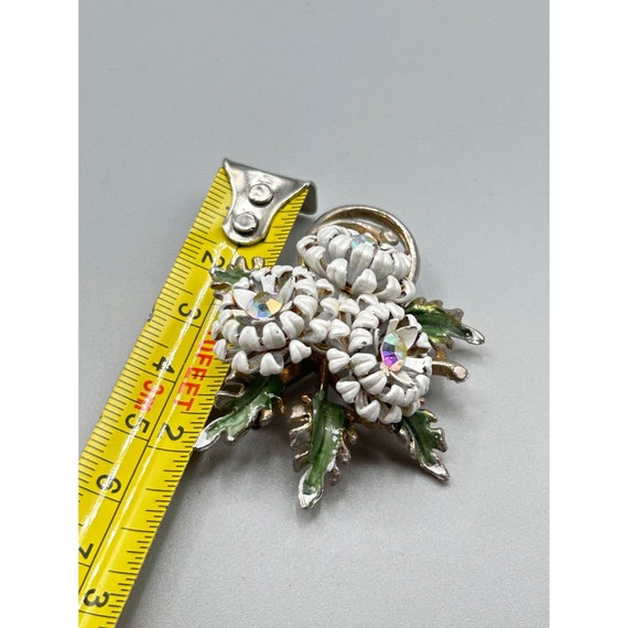 Vintage White Enamel Flower Pin Brooch Cluster Da… - image 6