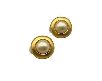 Signed CAROLEE Clip On Earrings Matte Gold Tone And Faux Pearls Petite Small Clips