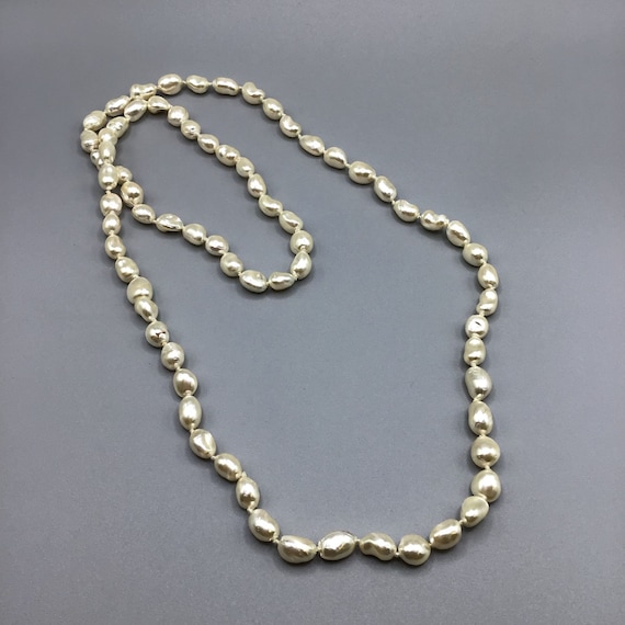 Faux Baroque Pearls Necklace Simulated Costume Jewelry Acrylic