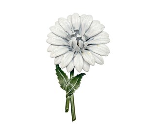 White Enamel Daisy Flower Pin Brooch 70s Flower Power Dimensional Pin