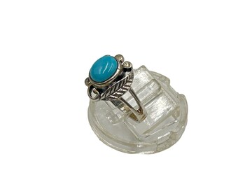 Vintage Sterling Silver & Turquoise Ring Size 6 Simple Petite Stone with Leaf