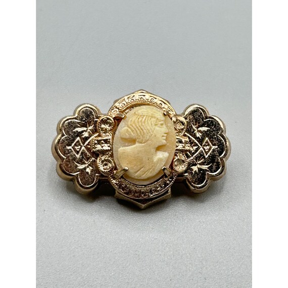 Vintage Genuine Carved Shell Cameo Pin Brooch Vic… - image 3