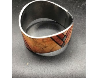 70s Apple Coral Sponge Inlay Bangle Vintage Geometric Bracelet Organic Jewelry