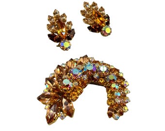 Vintage Austria Rhinestone Brooch & Clip On Earrings Jewelry Set Layer Design