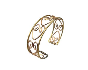 Art Deco Gold Rolled Cuff Bracelet Hearts Design Unsigned Krementz