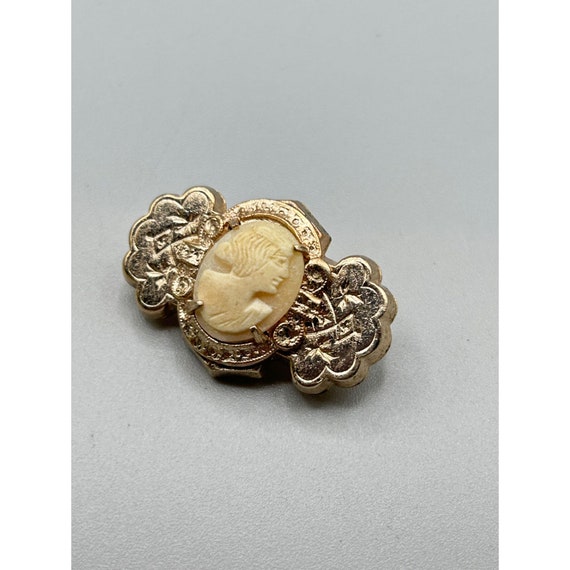 Vintage Genuine Carved Shell Cameo Pin Brooch Vic… - image 2