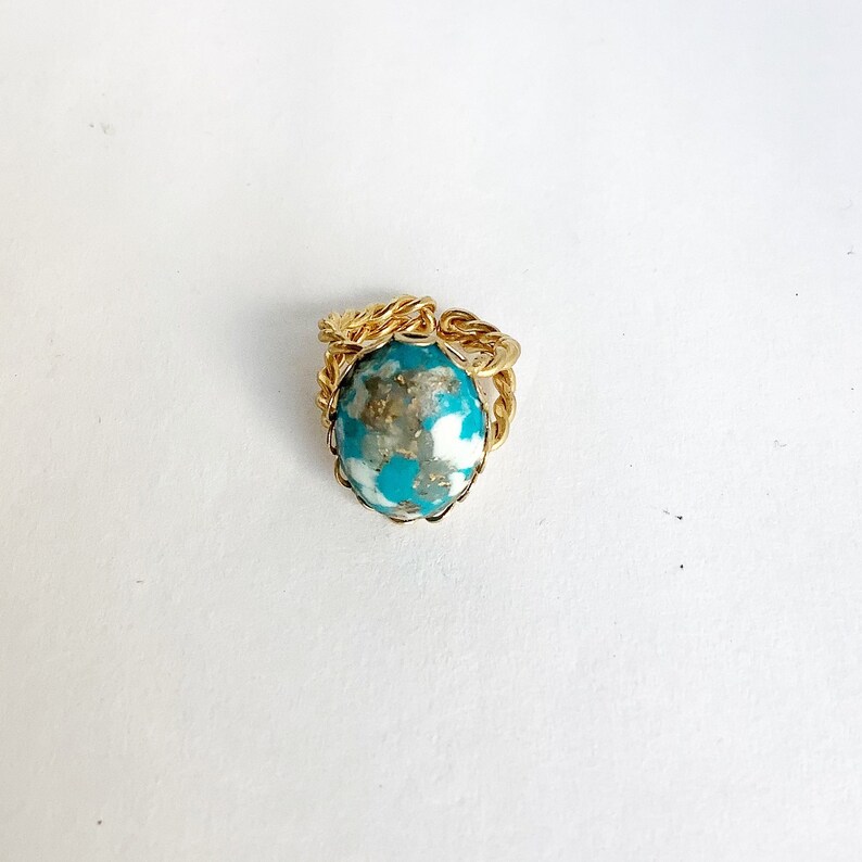 turquoise glass ring adjustable robin/'s egg cabochon turquoise glass filigree vintage costume ring adjustable size