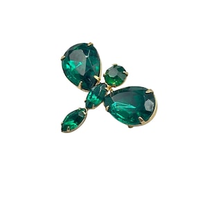 Emerald Green Rhinestone Dragonfly Brooch Vintage Figural Pin