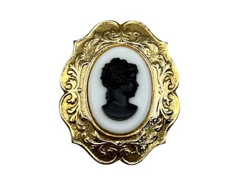 Vintage Black And White Glass Cameo Pin Brooch Ornate Gold Tone Frame Setting