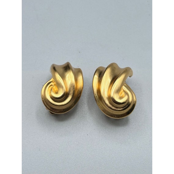Signed AK Anne Klein Clip On Earrings Matte Gold … - image 4