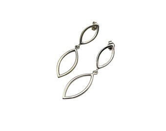 Simple Eye Shaped Sterling Silver Dangles Earrings Drops Earrings Pierced