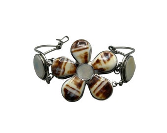 Vintage Shell Bracelet Flower Design Handcrafted Bezel Set Daisy Flower Metal