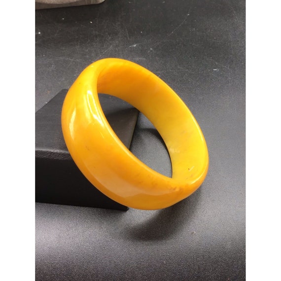 Vintage Wide Bakelite Bracelet in Butterscotch Co… - image 2