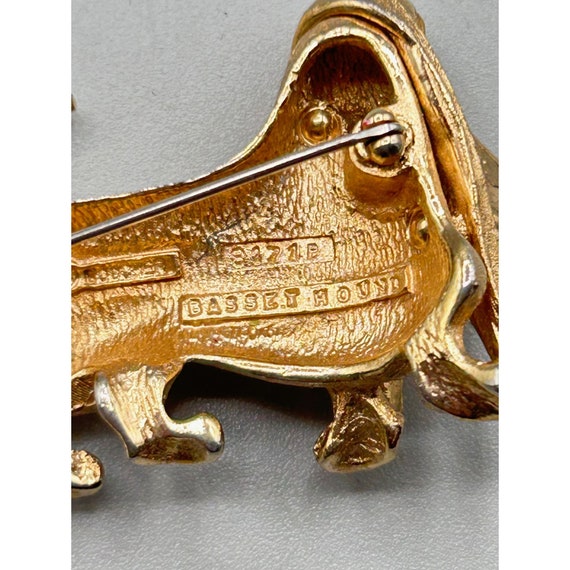 Signed BOUCHER Basset Hound Dog Pin Brooch Gold T… - image 6