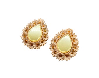 Featherlight Clip On Earrings Drop Shaped Flowers Peach Lightweight Celluloid