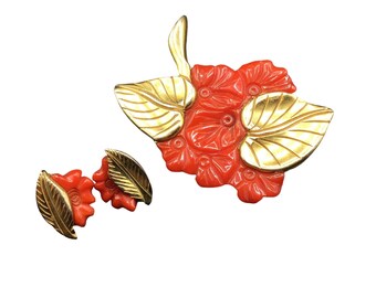 Vintage Clad Bakelite Brooch & Earrings Set in Red and Gold Flower Floral Jewelry