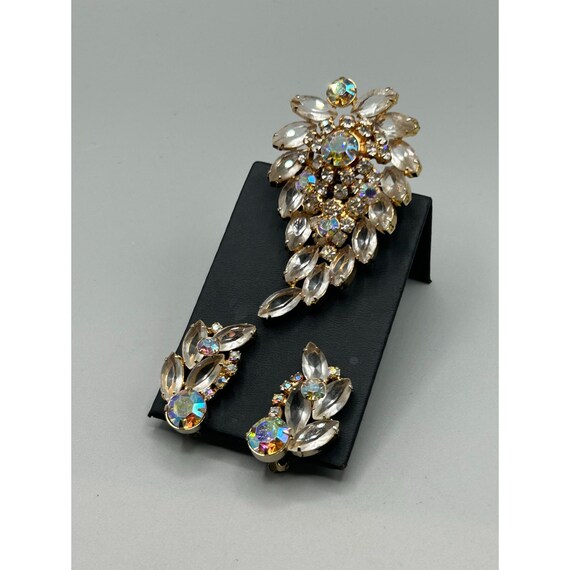 Vintage Rhinestones Brooch & Clip On Earrings Set… - image 7