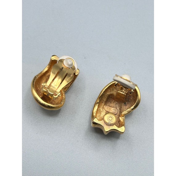 Signed AK Anne Klein Clip On Earrings Matte Gold … - image 5