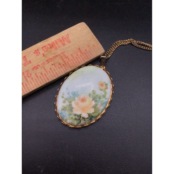 Romantic Roses Cameo Style Necklace Painted Flowe… - image 5