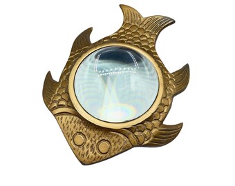 Vintage Brass Flounder Fish Magnifying Glass Paperweight Scale Patterns Domed Glass Lens